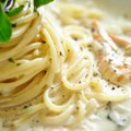 Skaniai vakarienei: spagečiai su krevetėmis ir grietinėlės padažu