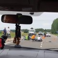 Kelyje Jurbarkas-Kaunas dėl avarijos ribojamas eismas