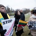 У посольства РФ в Литве - протесты против агрессивных действий России в Керченском проливе