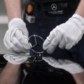 „Daimler“ apkarpė pardavimų planus, bet finansinių rodiklių prognozės nepakeitė