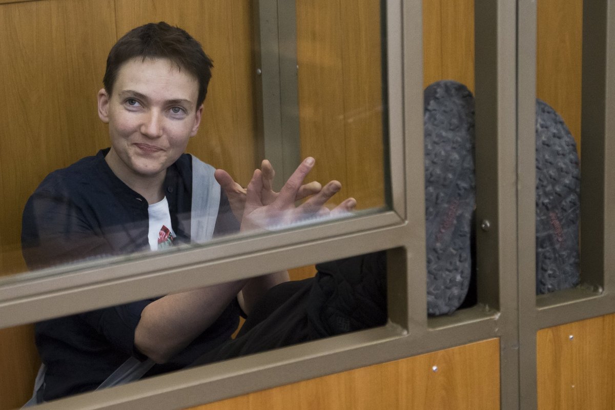 Ukrainian Pilot Savchenko Given 22 Year Prison Sentence Delfi En