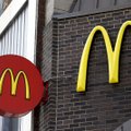 Maiste pasigedusi kečupo moteris sumušė „McDonald's“ vadybininką