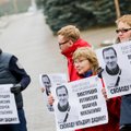 У посольства России в Вильнюсе - пикет против пыток активиста Ильдара Дадина