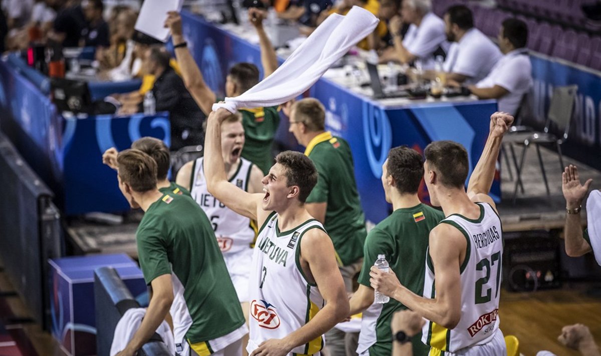 Pasaulio jaunimo krepšinio čempionato ketvirtfinalis: Lietuva – Serbija