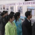 Šiaurės Korėjoje atidaryta paroda velionio Kim Čen Iro gimtadienio proga
