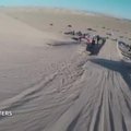 Meksikoje ekstremalaus sporto entuziastai nardė smėlio bangomis