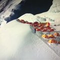 Ispanas į Everesto viršūnę pakilo per rekordinį laiką ir be deguonies balionų