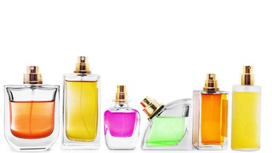 Sejm rozważy zakaz handlu wodą po goleniu i perfumami
