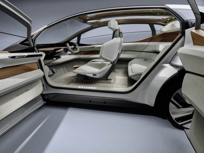 "Audi" Šanchajuje pristatė koncepcinį automobilį AI:ME