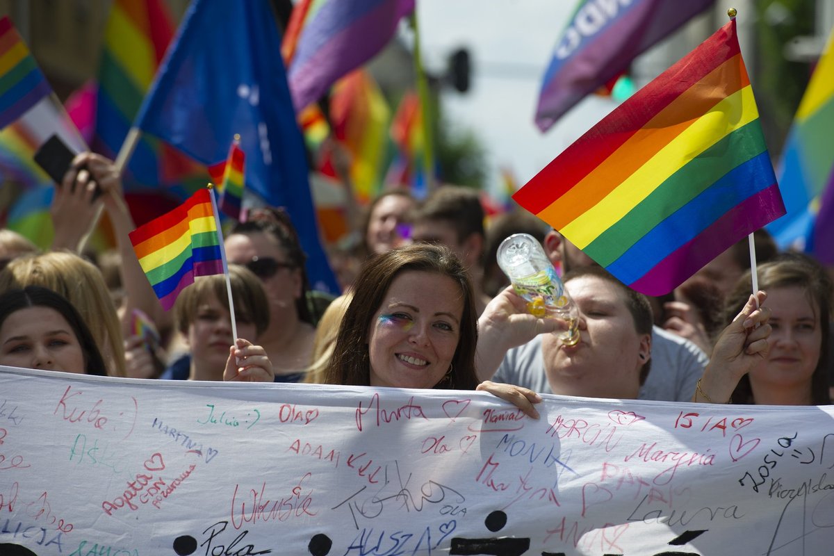 Гей-парад в Берлине собрал более 100 тысяч человек - Delfi RU