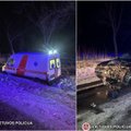 Vilkaviškio rajone per masinę avariją nukentėjo greitosios pagalbos vairuotojas