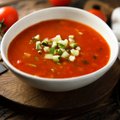 Gaspačio sriuba su agurkais – pravers viena gudrybė, kaip karštą dieną patiekalą padaryti dar gaivesniu