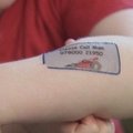 Pasiklydusiems vaikams - laikinos tatuiruotės su tėvų telefonais