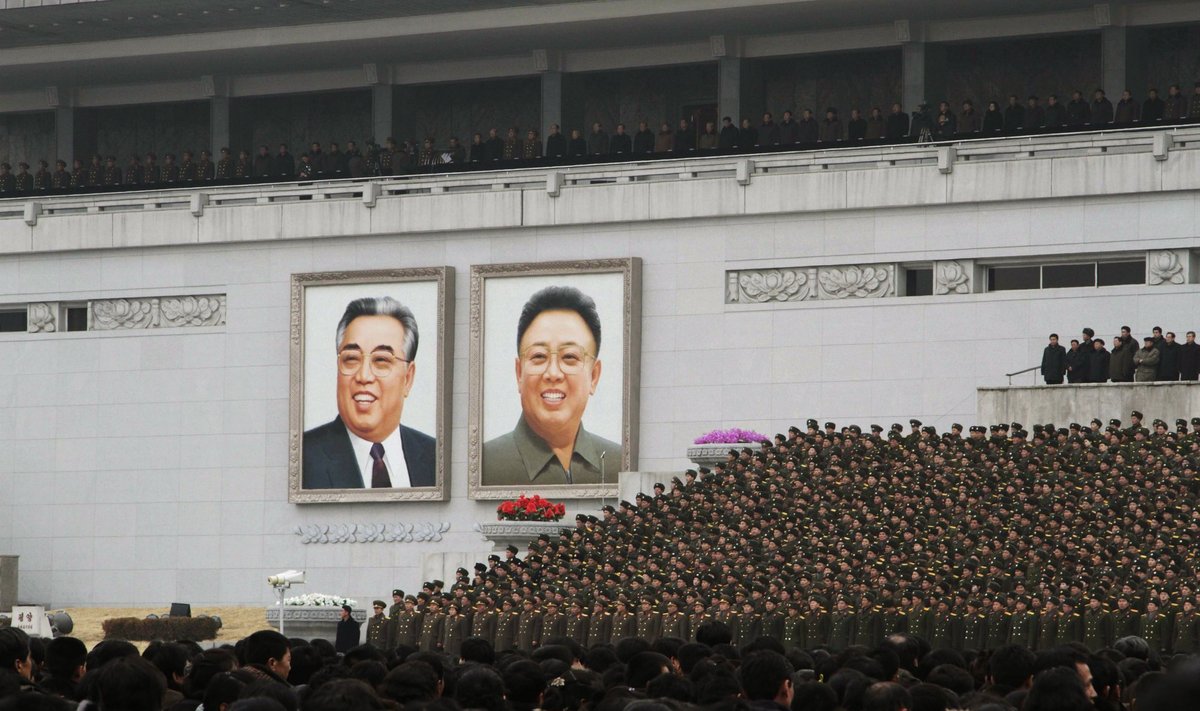Šiaurės korėjiečiai demonstracijomis pažymi branduolinį bandymą