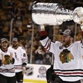 „Blackhawks“ klubas penktą kartą istorijoje iškovojo NHL Stenlio taurę