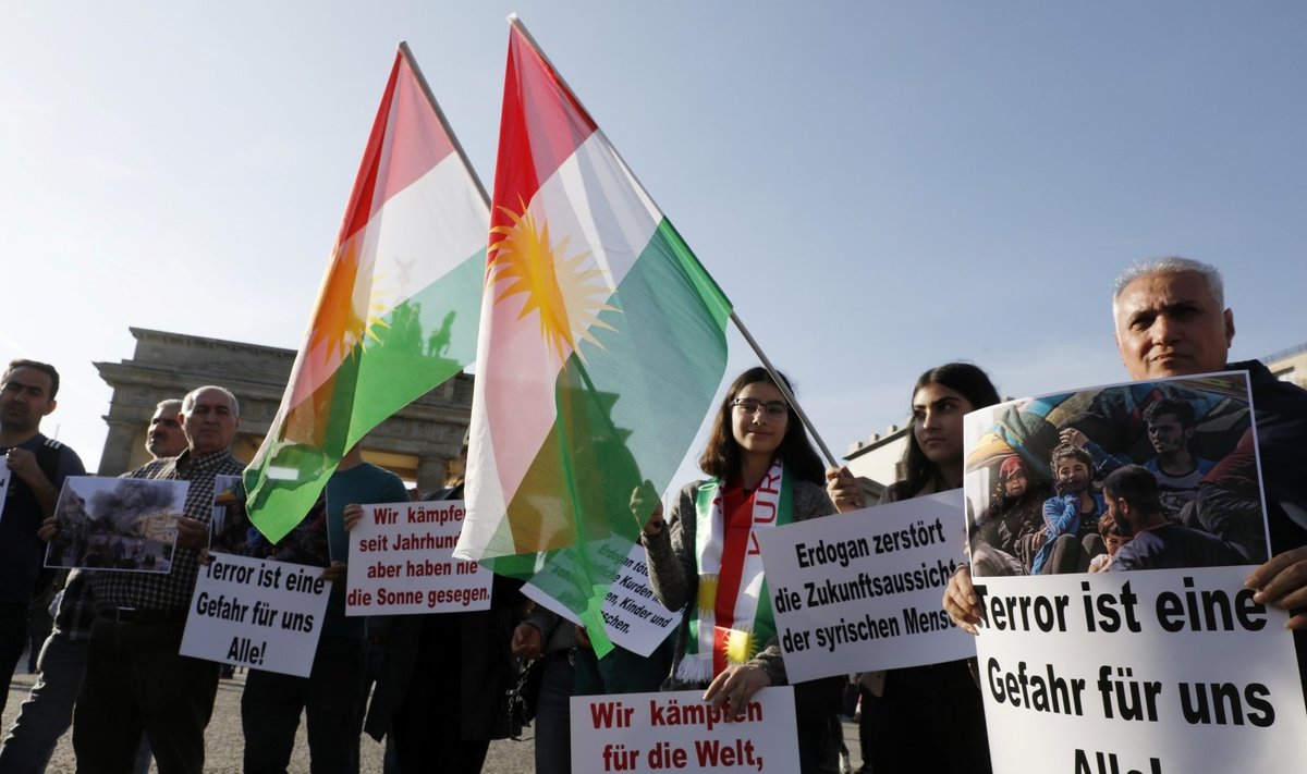 Protestuotojai Berlyne smerkia Turkijos veiksmus Sirijoje