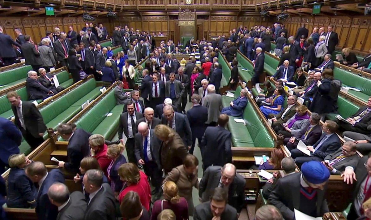 Britų parlamentas atmetė leiboristų pataisą