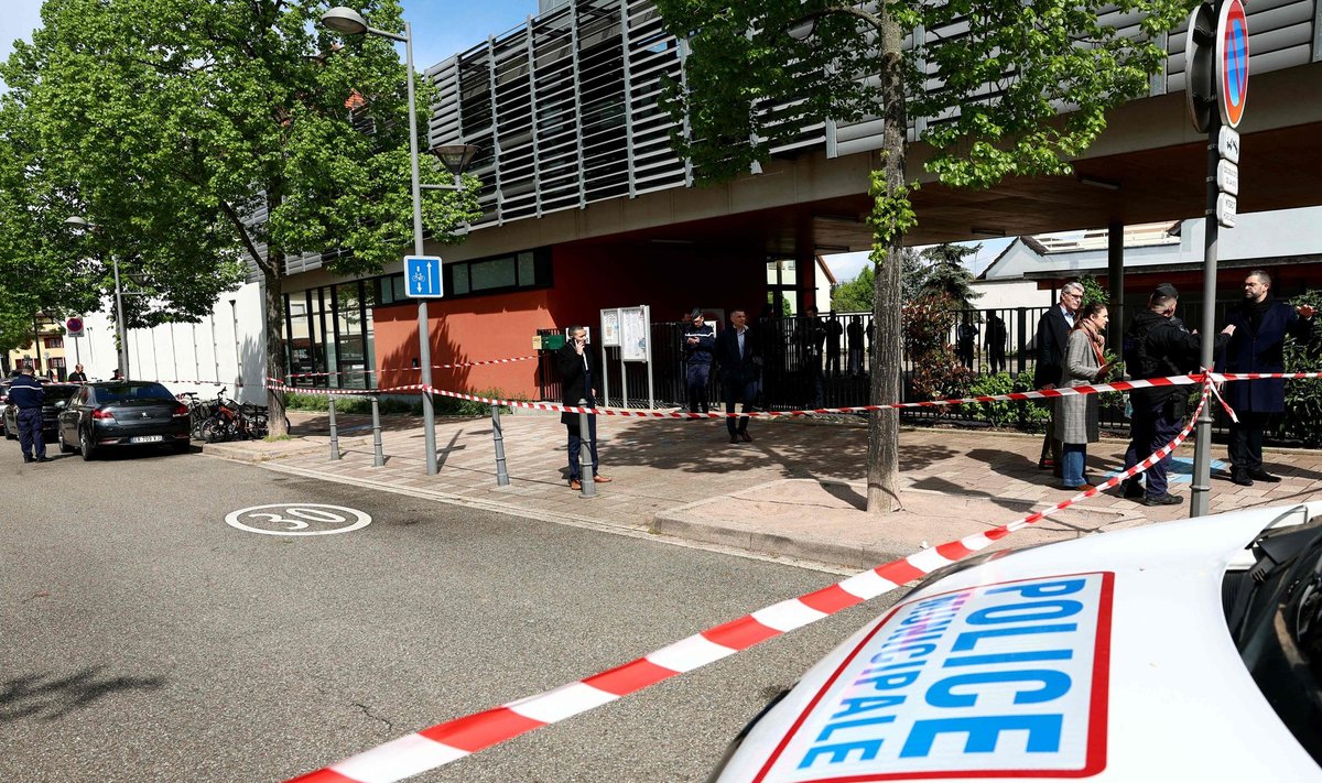 Ataka prie mokyklos Prancūzijoje