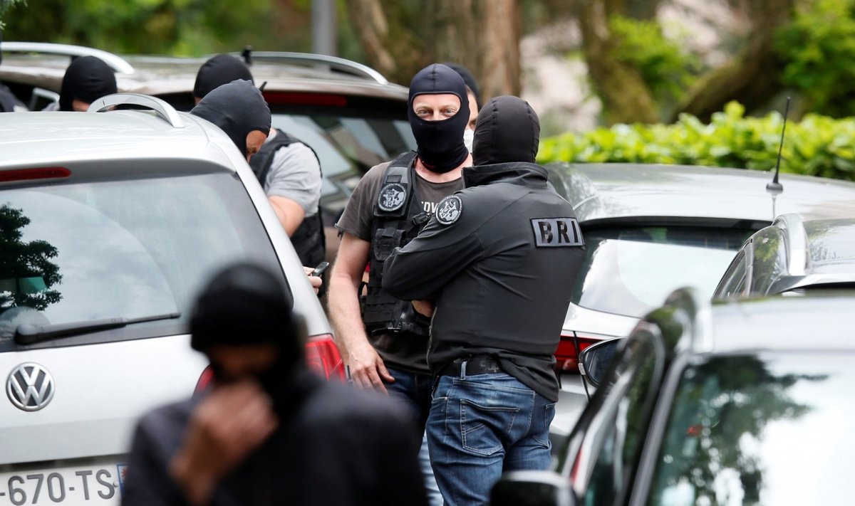 Prancūzijos policija dėl sprogimo Lione areštavo tris asmenis