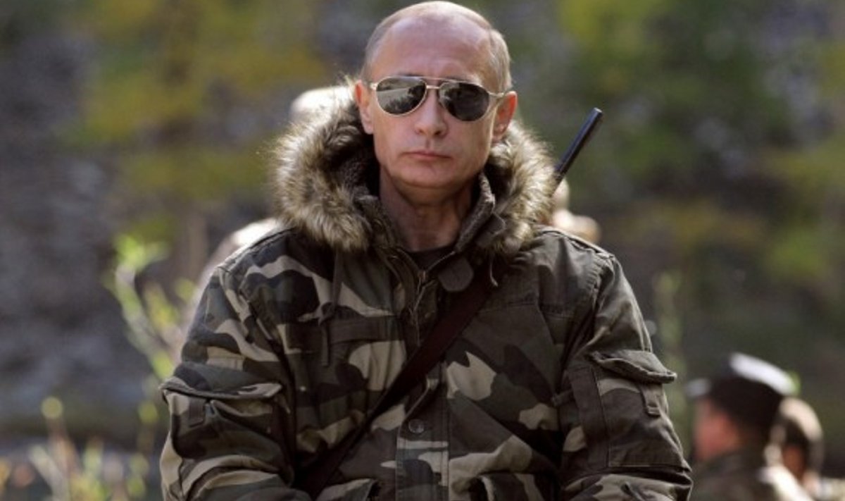 Vladimiras Putinas ant žirgo