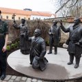 Вильнюсский муниципалитет: памятник во дворе Францисканского монастыря установлен нелегально