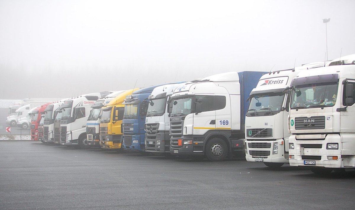 Baltarusijos pasienis - sunkvežimiai