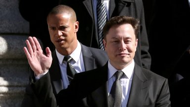 Žiniasklaida: „Tesla“ vadovas Muskas atvyko į Kiniją