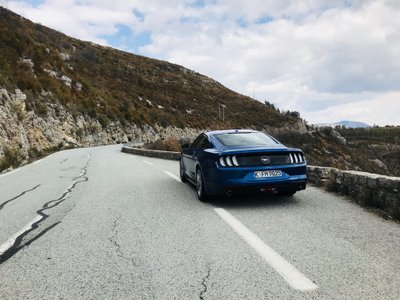 "Mustangą" išbandėme Prancūzijos kalnų vingiuose