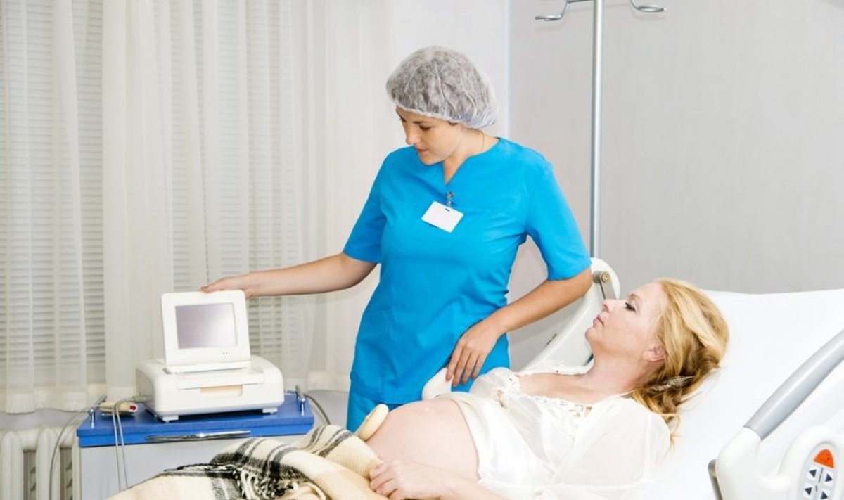 gimdymas, ligoninė, naujagimis, nėštumas, nėščia, tyrimai