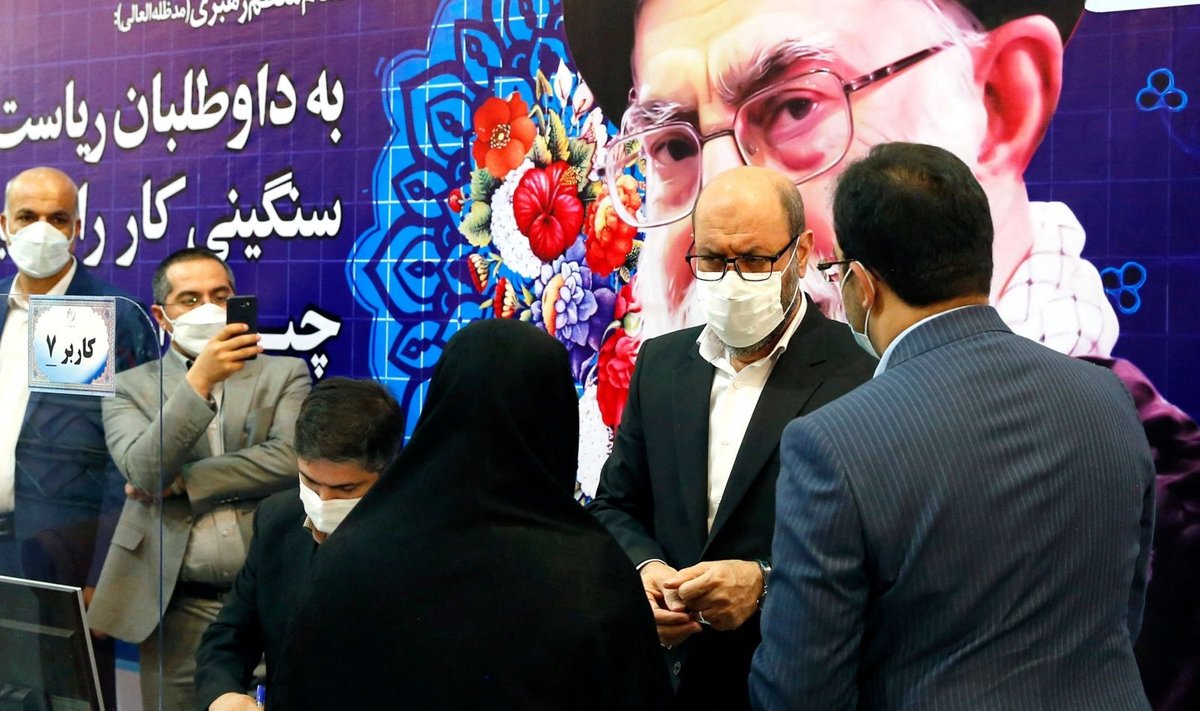 Irane prasidėjo kandidatų į prezidento postą registracija