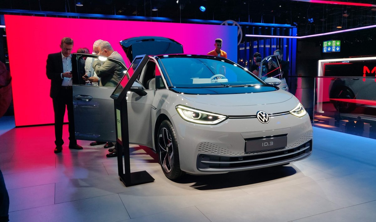 Frankfurto automobilių parodoje pristatytas "Volkswagen ID.3". Dinos Sergijenko/DELFI nuotr.
