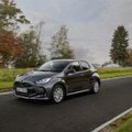„Mazda“ savo gamos elektrifikaciją Europoje pradeda nuo mažiausio modelio