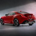 „Toyota“ pristatė naują sportinį automobilį – GR 86 kupė