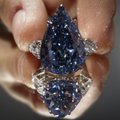 „Christie's“ aukcione – didžiausias žydrasis deimantas