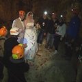 Danų pora susituokė  50 m. gylio oloje