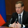 Медведев сообщил о планах национализации уходящих из РФ компаний