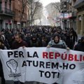 Katalonijoje prasidėjus streikui nepriklausomybės siekiantys aktyvistai užblokavo kelius