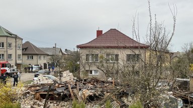 Tiesiogiai – iš Garliavos: po sprogimo sugriuvo namas