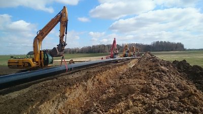 -Baltijos šalių regionui svarbaus 110 kilometrų ilgio magistralinio dujotiekio Klaipėda – Kuršėnai statyba buvo baigta anksčiau numatyto laiko