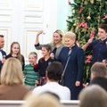 Prezidentūroje įžiebta Kalėdų eglė