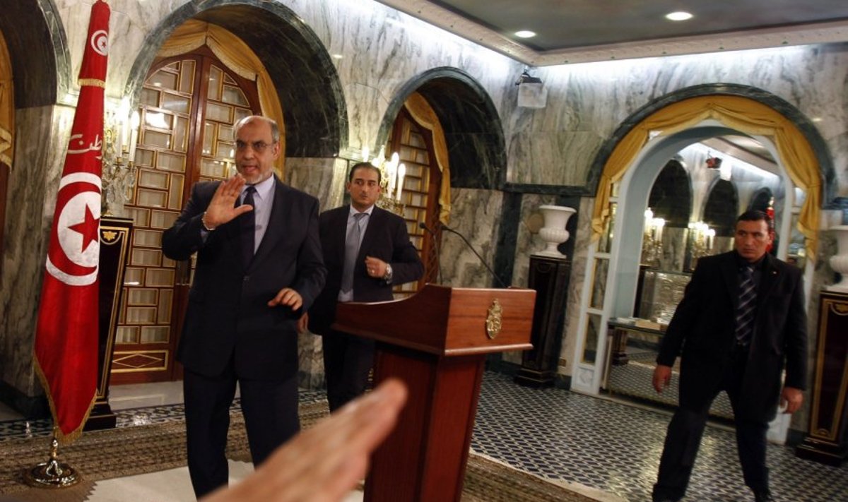 Tuniso premjeras Hamadi Jebali atsistatydino