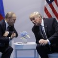 D. Trumpas ir V. Putinas pirmą kartą susitiko akis į akį, kalbėjosi gerokai ilgiau, nei planuota