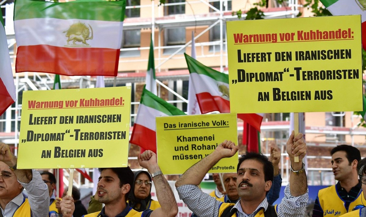 Irano aktyvistai reikalauja išduoti Assadollah Assadi Belgijai