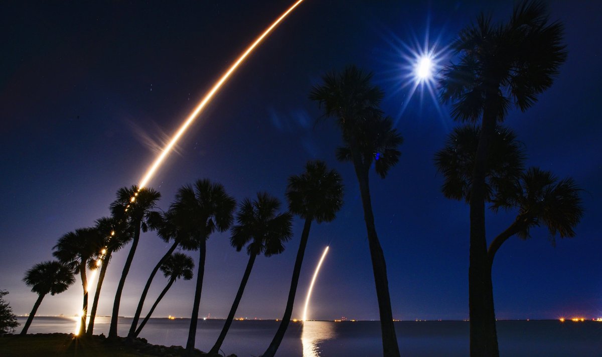 „SpaceX“ raketa kelia „OneWeb“ palydovus, Kanavero  kyšulio kosminių skrydžių centras, Florida, JAV