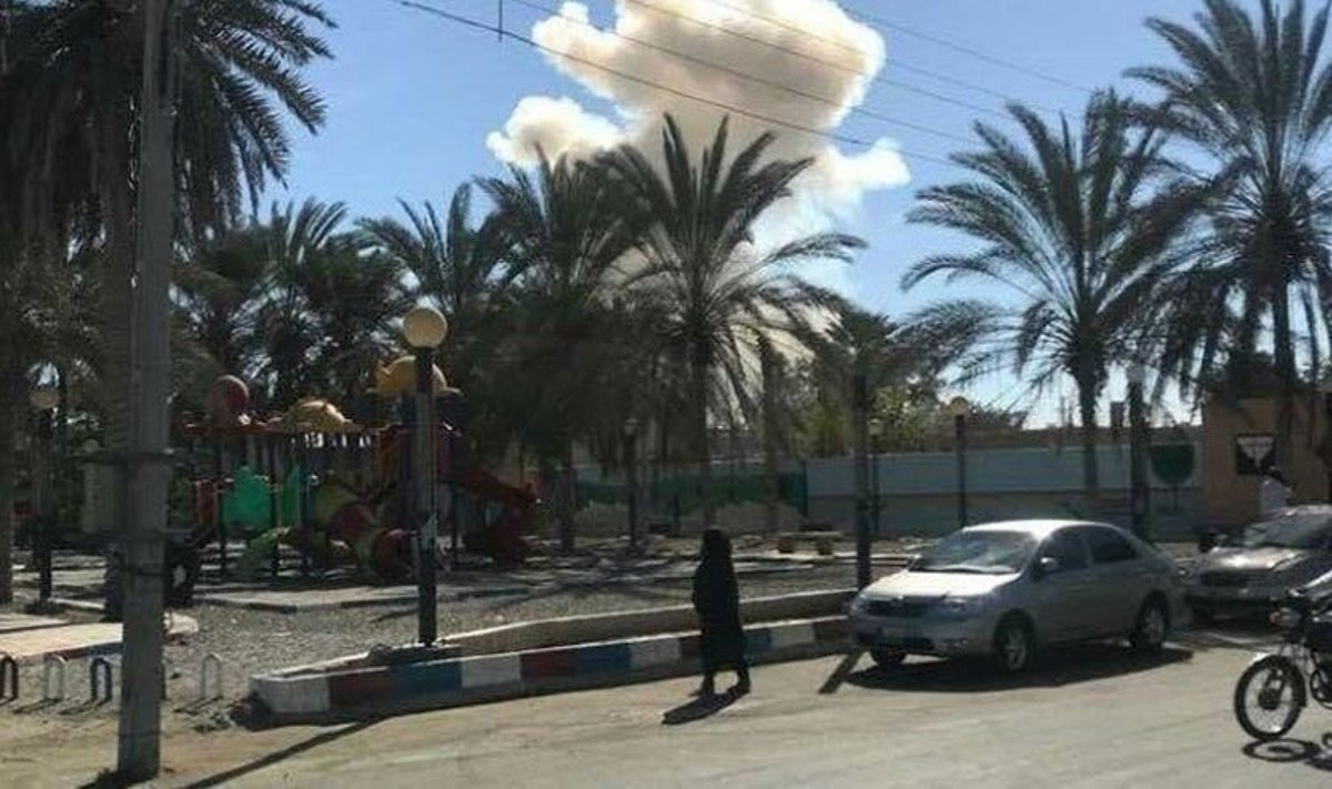 Irano pietryčiuose per sprogdinimą žuvo trys žmonės