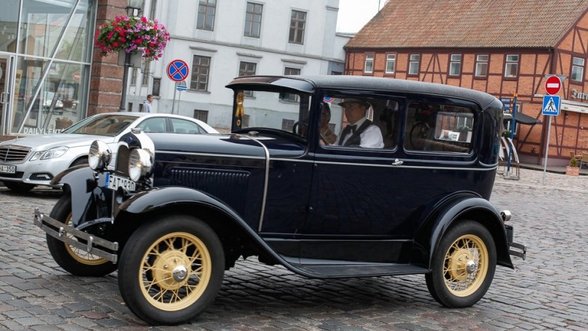 Nori, kad techninė apžiūra istoriniams automobiliams galiotų 10 metų