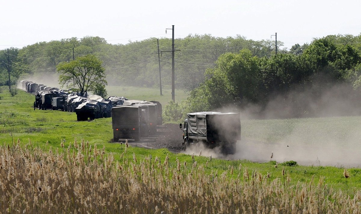Užfiksuota Ukrainos sienos link judanti Rusijos karinė technika