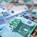 Euras reaguoja į pasaulinio finansavimo isteriją: sunku atremti kitų valiutų patrauklumą