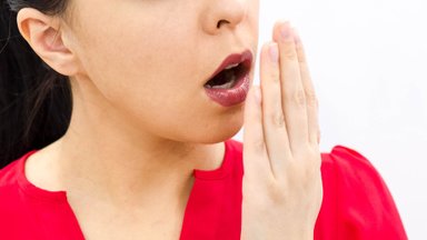 3 veiksmingi būdai, kaip atsikratyti blogo burnos kvapo