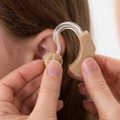 Silpnai girdintiesiems – pažangesni klausos aparatai su belaidžio ryšio funkcija